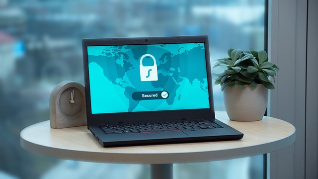 laptop-5444931_640